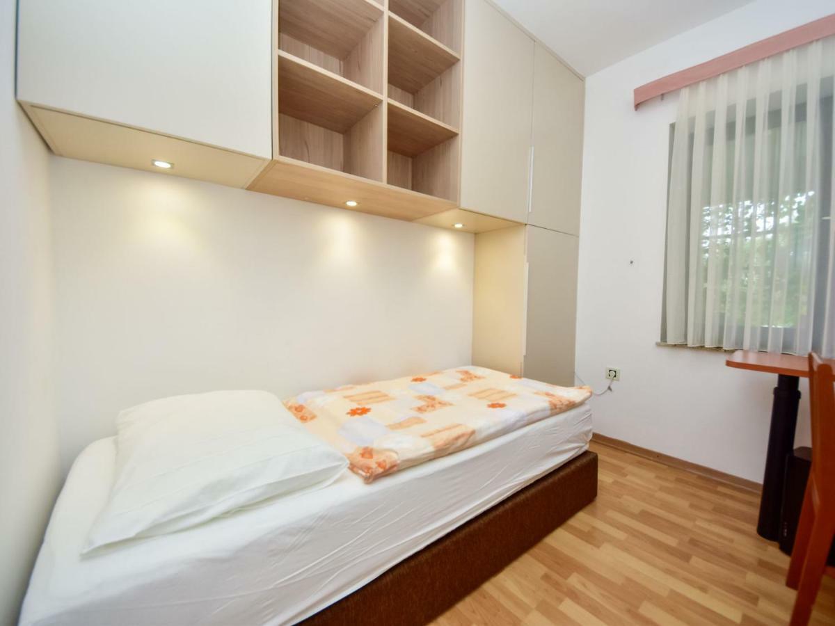 Apartment Anica-1 By Interhome Diklo Ngoại thất bức ảnh